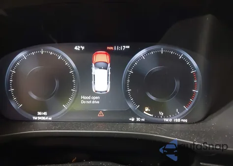 2020 Volvo Xc40 T5 Momentum z USA, uszkodzony, nr VIN YV4162UK1L2346753